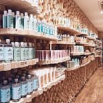 Corner soins et accessoires de la boutique Avril