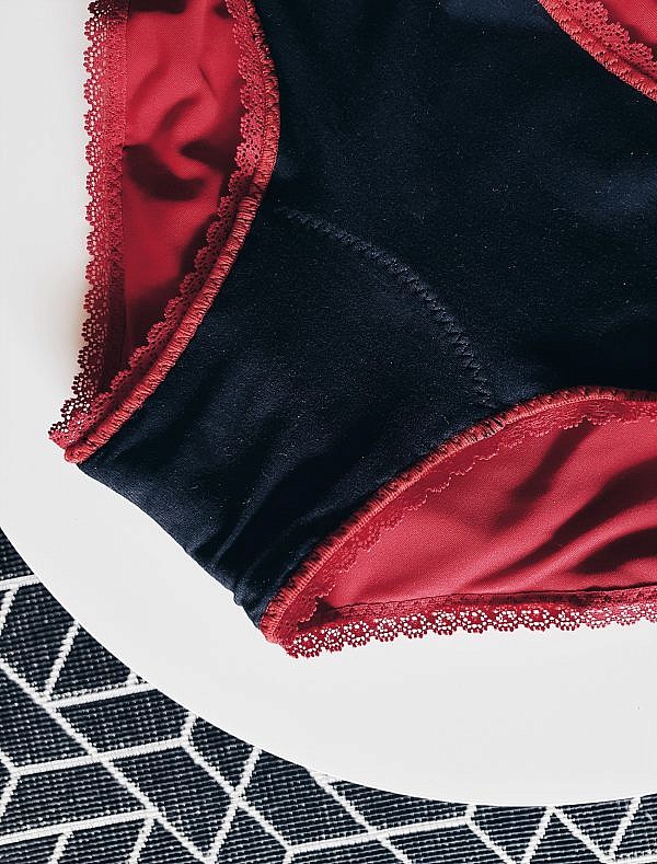 Shorty Menstruel Réjeanne - Taille 38 - Modèle Héra - Couleur Noir - Neuf Avec étiquette