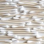 coton-tige-reutilisable-vs-coton-tige-jetable