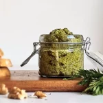 recette-pesto-vegan-fanes-de-carottes